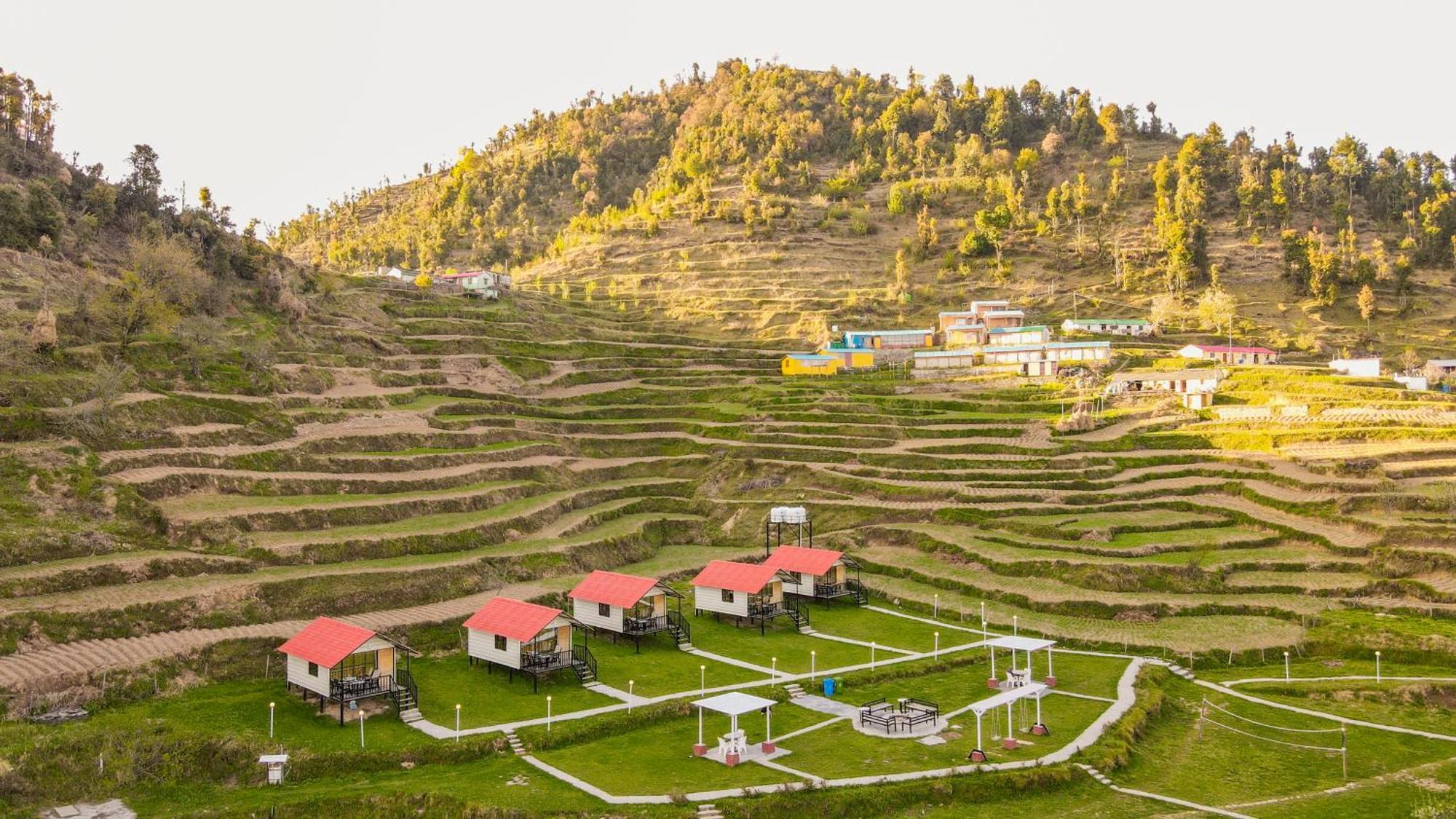 The Hillside Cottages Kanatal Dış mekan fotoğraf