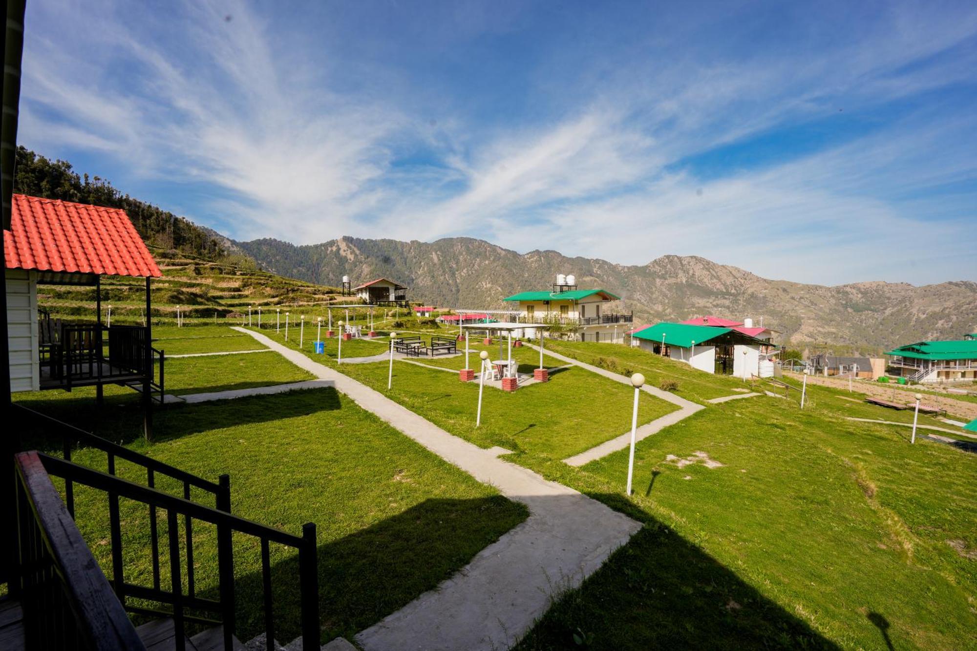 The Hillside Cottages Kanatal Dış mekan fotoğraf