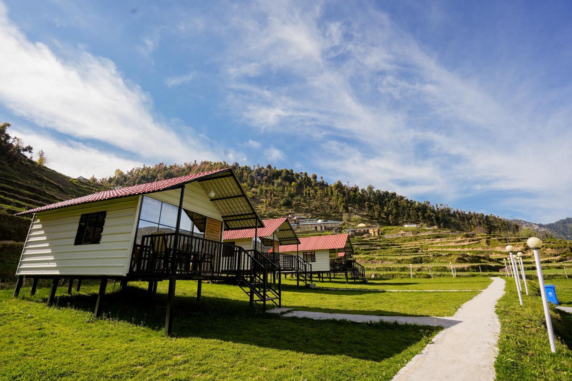 The Hillside Cottages Kanatal Dış mekan fotoğraf